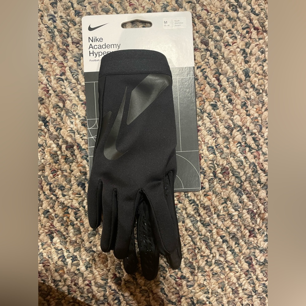 Nike Black Athletic Gloves